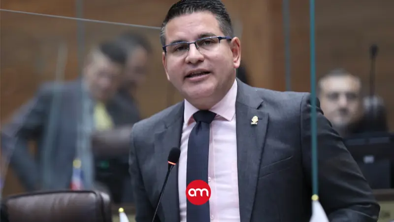 Fabricio Alvarado se presenta ante Fiscalía por caso que sacude su carrera política