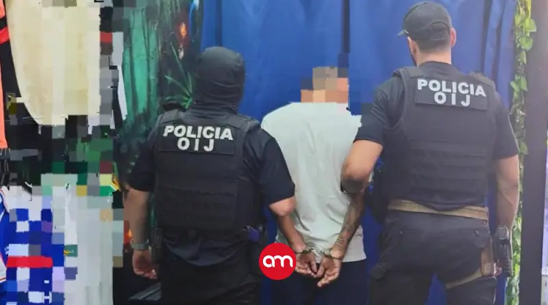 Dueño de tiendas detenido por venta de camisetas falsas de Saprissa y Alajuelense