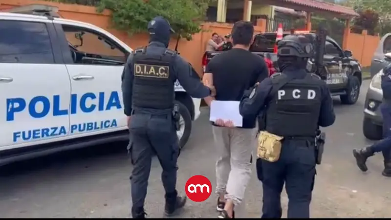 Vendía droga a metros de escuelas y parques: policía lo atrapa con crack y dinero en Turrialba