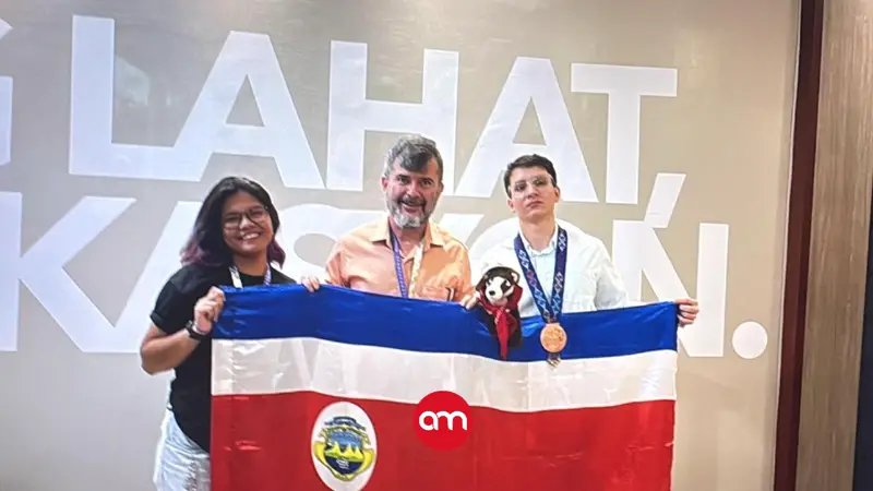 Estudiante deja en alto a Costa Rica y gana medalla en Olimpiada Internacional de Biología