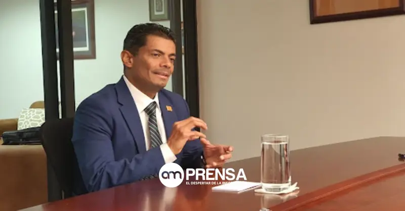 Fiscal general le envía este mensaje al presidente Rodrigo Chaves