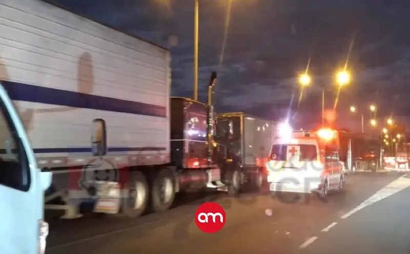 Aparatosa colisión múltiple desata el caos en la autopista Florencio del Castillo