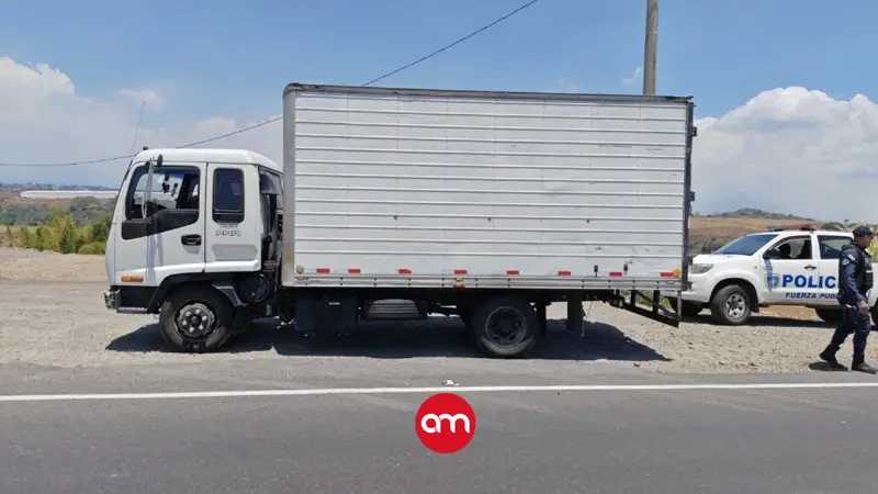 Detienen camión con 1,5 toneladas de cianuro de sodio en Ruta 1