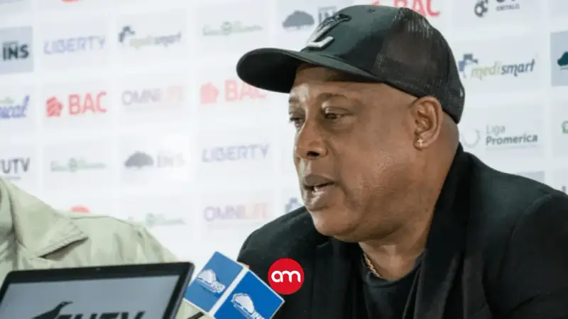 Hernán Medford explota contra el VAR tras la caída del Saprissa: "Mala leche"