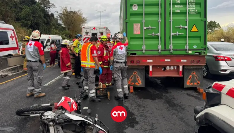 Choque de moto contra camión en la ruta 27 deja una víctima mortal