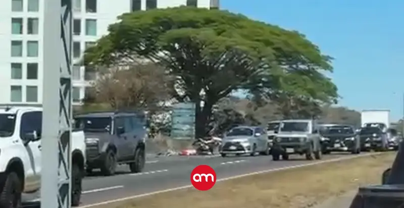 Motociclista muere en violento accidente sobre Ruta 27