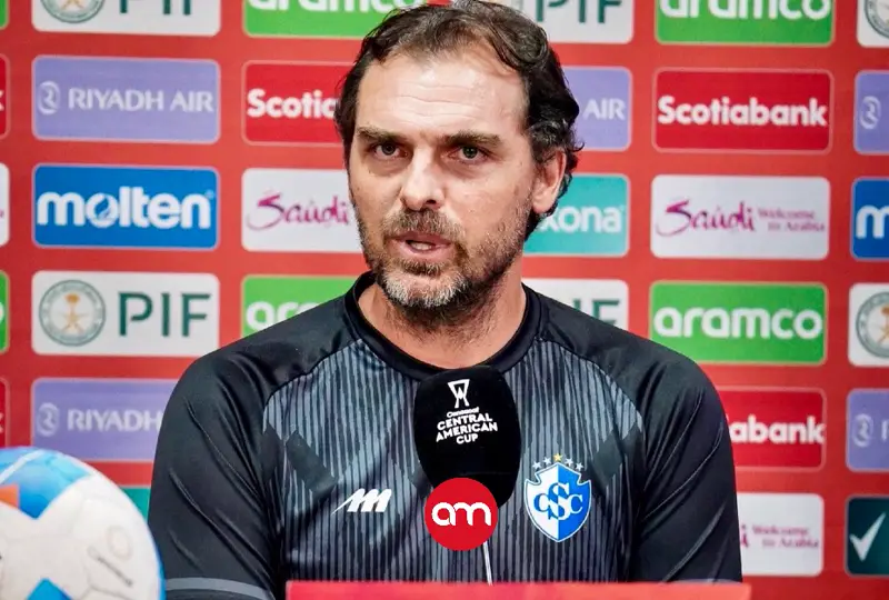 Golpe inesperado en Cartago: Andrés Carevic no seguirá al frente del Cartaginés
