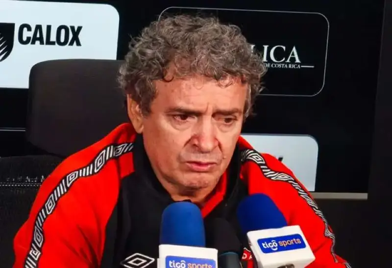 Oscar Ramírez admite debilidades de la Liga y envía este mensaje a la afición