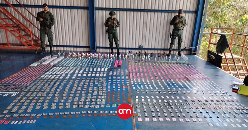 Policía de Fronteras decomisa más de 2.000 unidades de licor y 11.000 medicamentos en operativos fronterizos