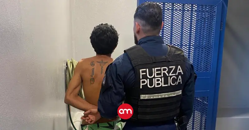Policía captura hombre con amplio expediente criminal por violento asesinato a puñaladas en Puntarenas