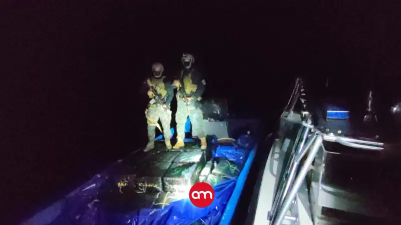 Guardacostas propinan nuevo mega golpe al narco en con en conjunto con la DEA