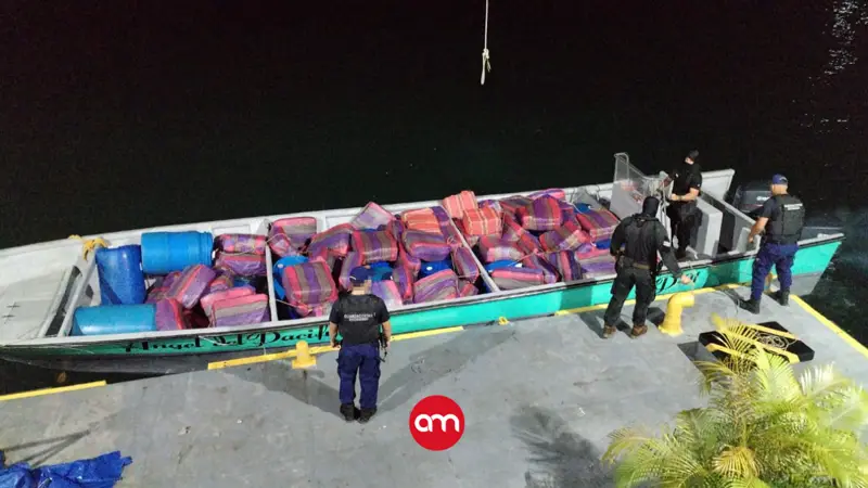 ¡Otro golpe al narco en altamar! Guardacostas capturan extranjeros con droga en operativo internacional