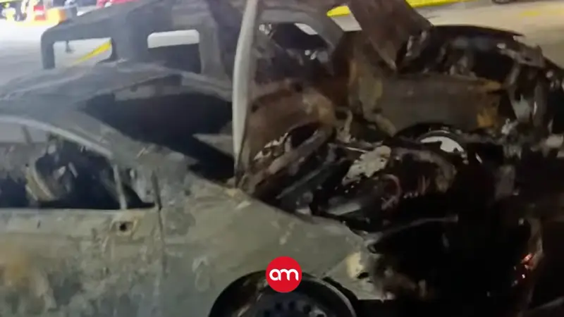 ¡Despertaron entre llamas! Dos ticos sobreviven a incendio provocado dentro de un carro en EE. UU.
