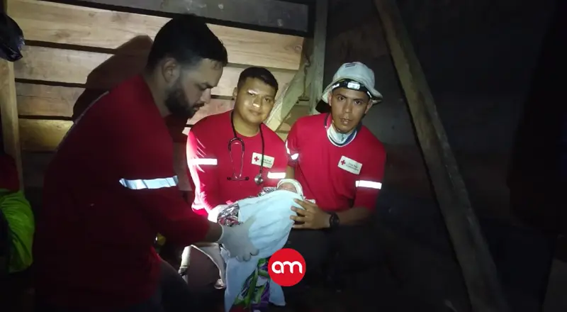 Mujer da a luz en comunidad indígena y sufre complicación posparto: Cruz Roja desarrolla operativo para salvarle la vida