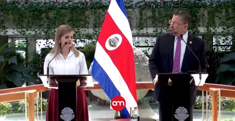 Laura Fernández regresa al escenario legislativo y mueve piezas antes de asumir la Presidencia