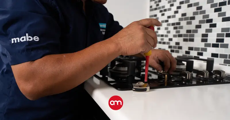 ¿Quiere reducir su factura eléctrica? Aquí le explicamos como podría ahorrar un importante monto mes a mes
