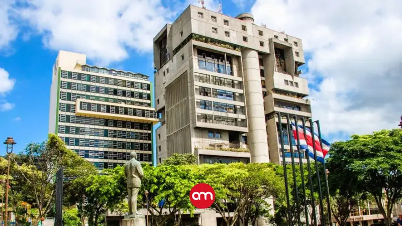 CCSS abre 491 plazas y destina casi ₡4.000 millones para reforzar la atención en todo el país