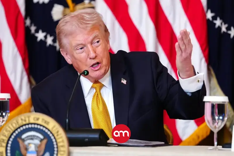 Trump frena ofensiva contra Irán y agita los mercados en medio de versiones contradictorias sobre diálogo