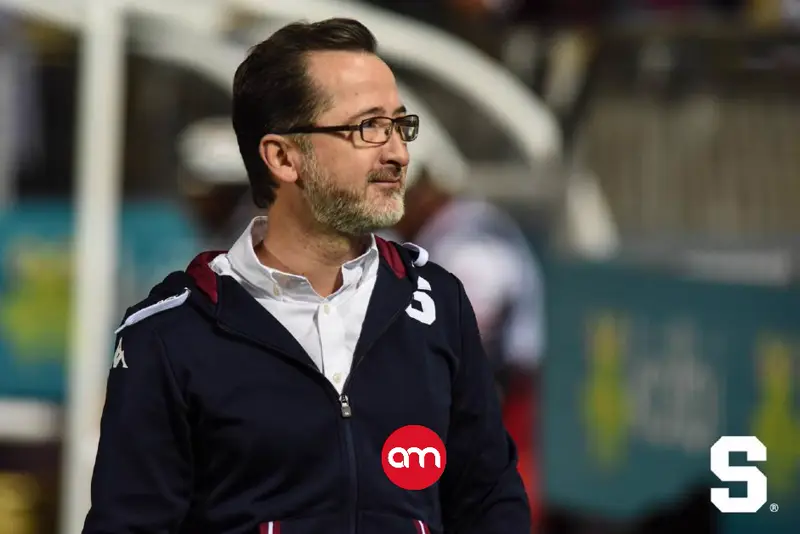 Juan Carlos Rojas pone en duda su continuidad como presidente del Saprissa