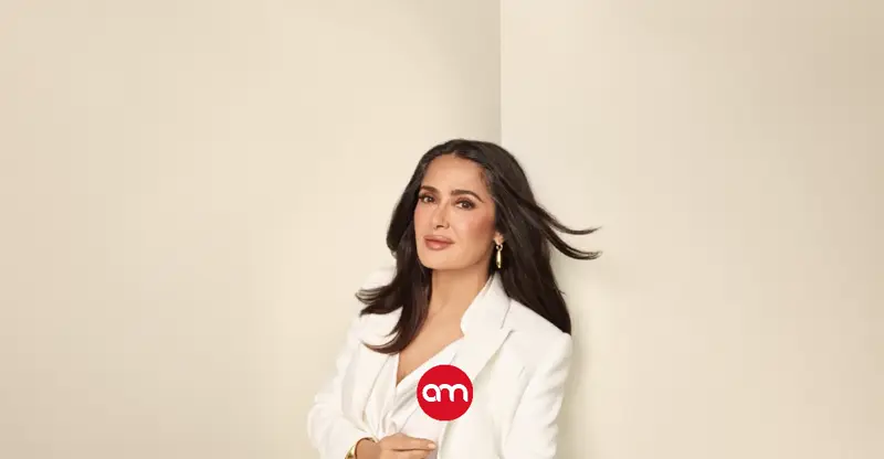 Salma Hayek apuesta por la belleza natural y se convierte en embajadora de tecnología que estimula el colágeno sin bisturí
