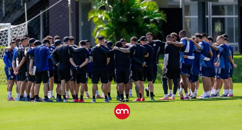 Dos jugadores llegan lesionados a La Sele y el cuerpo técnico los regresa a su equipo