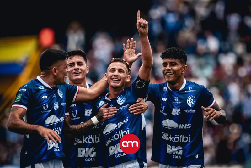 "Ser campeón con Cartaginés es un sueño para mí , es el club de mis amores ... "