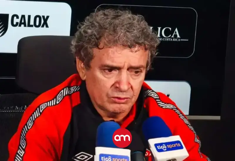 Se le acabó el crédito: Óscar Ramírez pidió cinco fechas y el torneo ya va por la mitad