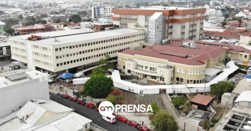 ¿Cuáles son los hospitales que presentan casos de bacteria Ralstonia mannitolilytica?