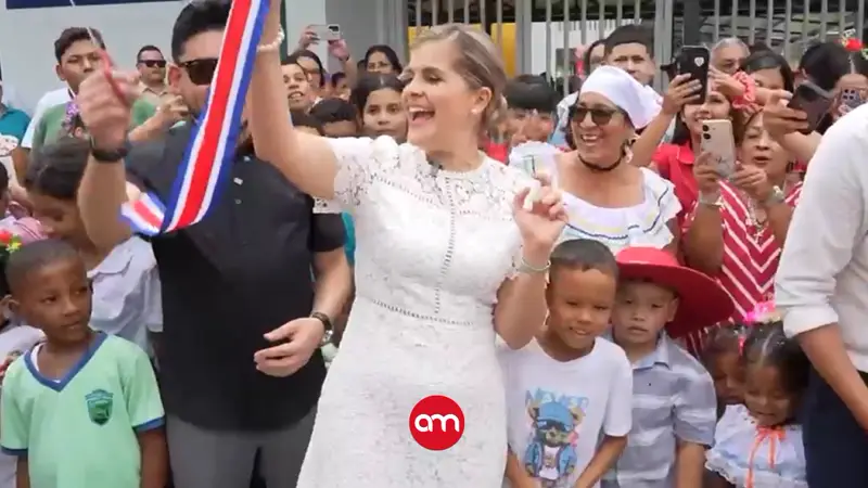 Laura Fernández declara la guerra al Frente Amplio: “No voy a permitir que adoctrinen a nuestros hijos”