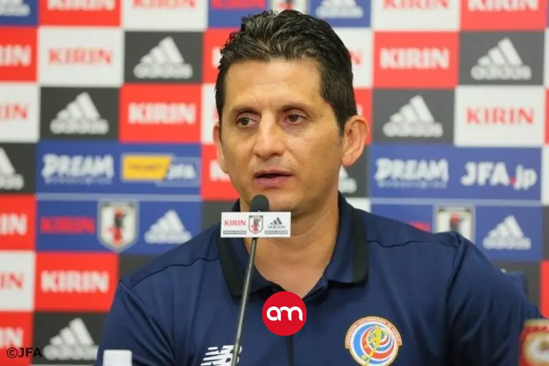 Un ex morado suena muy fuerte para director de Selecciones
