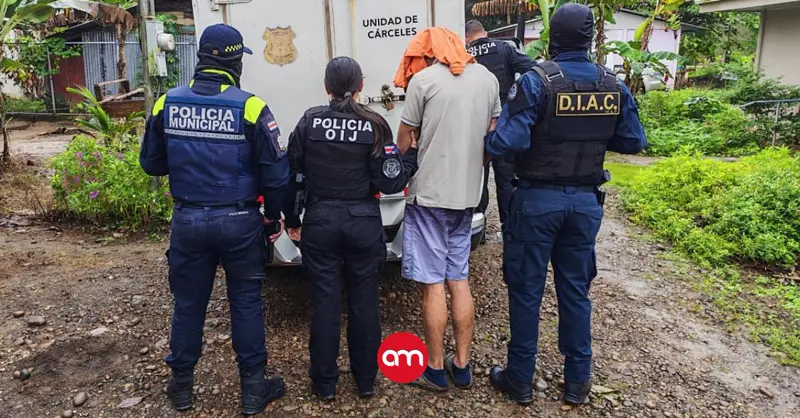 Capturan joven por robar gran suma de dinero de un carro en San Carlos