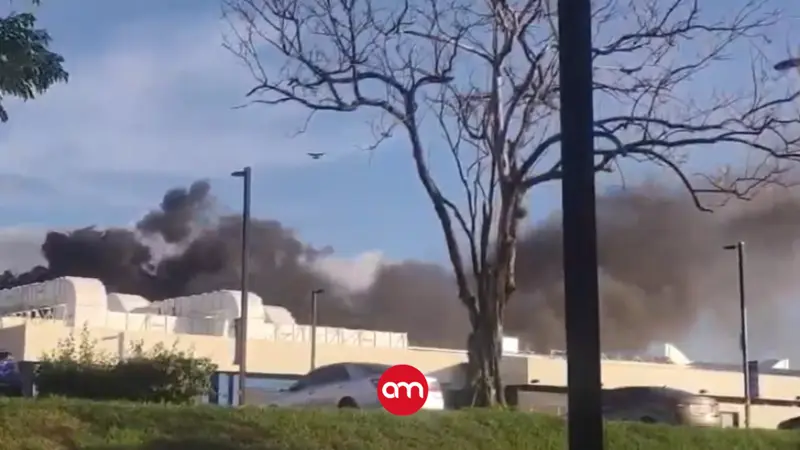 Incendio consume planta de Intel en Heredia: Bomberos controla las llamas