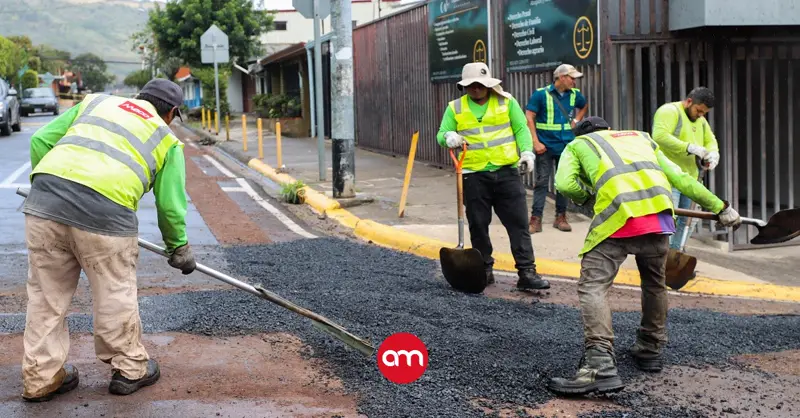Municipalidad inicia millonaria inversión para renovación vial en una ruta nacional
