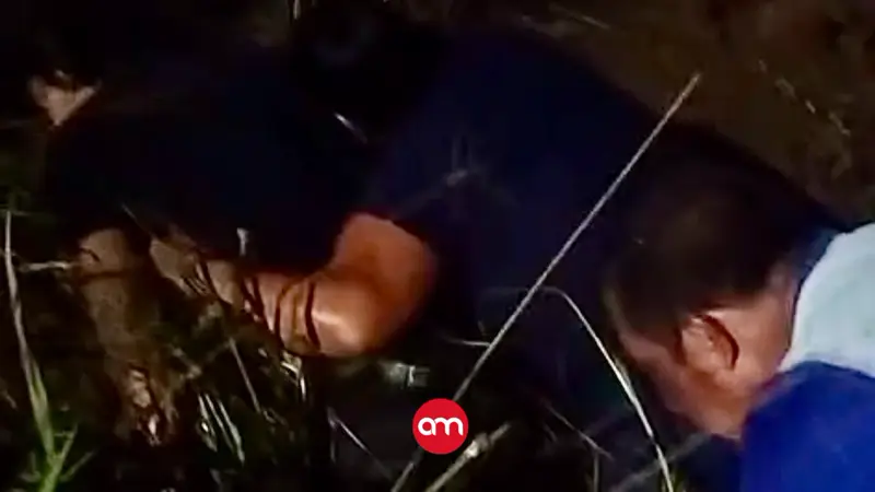 (Video) Madre rompe en llanto sobre cuerpo de su hijo tras mortal ataque a balazos