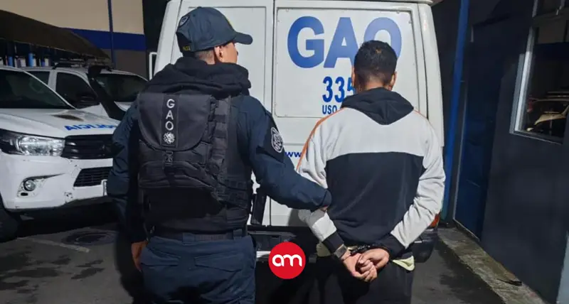 Policía detiene hombre por dispararle en la cabeza a su pareja en Cartago