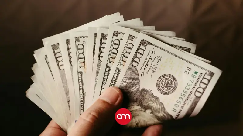 Dólar cae a su nivel más bajo en la historia del Monex y cierra noviembre con fuerte descenso