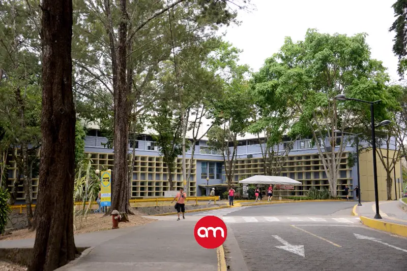 Estudiantes toman Facultad de Artes en la UCR: exigen presupuesto digno para su escuela