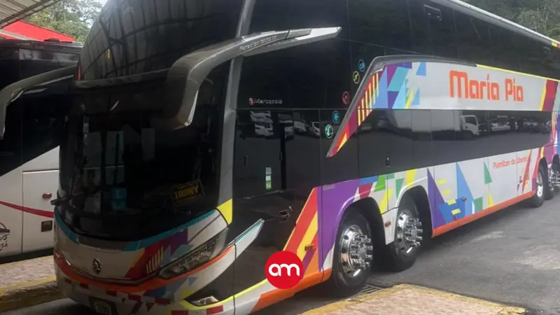 Atacan moderno autobús de dos pisos con piedras y desatan indignación en ruta hacia Cartago