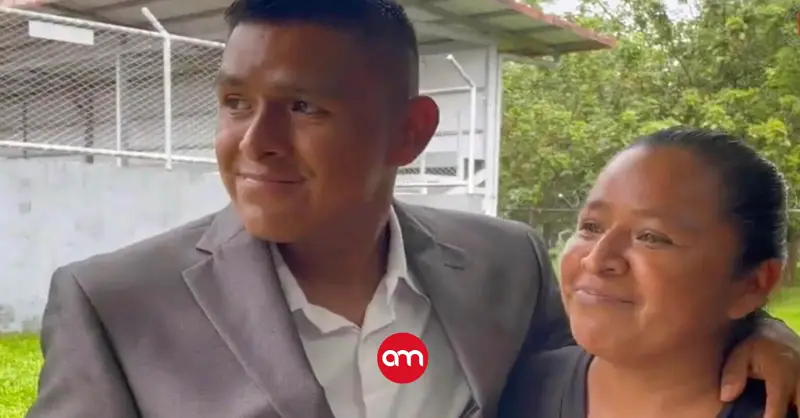 Desde lo profundo de Talamanca, joven indígena conquista la banca estatal