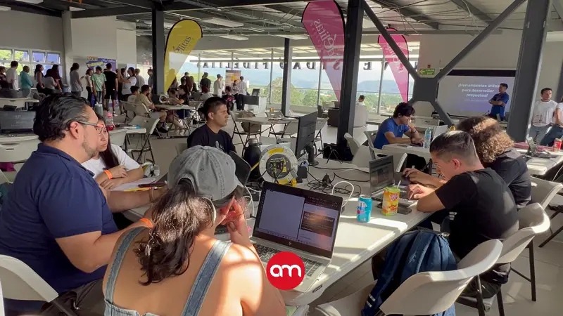 NASA reta a jóvenes en Costa Rica con hackathon de innovación tecnológica
