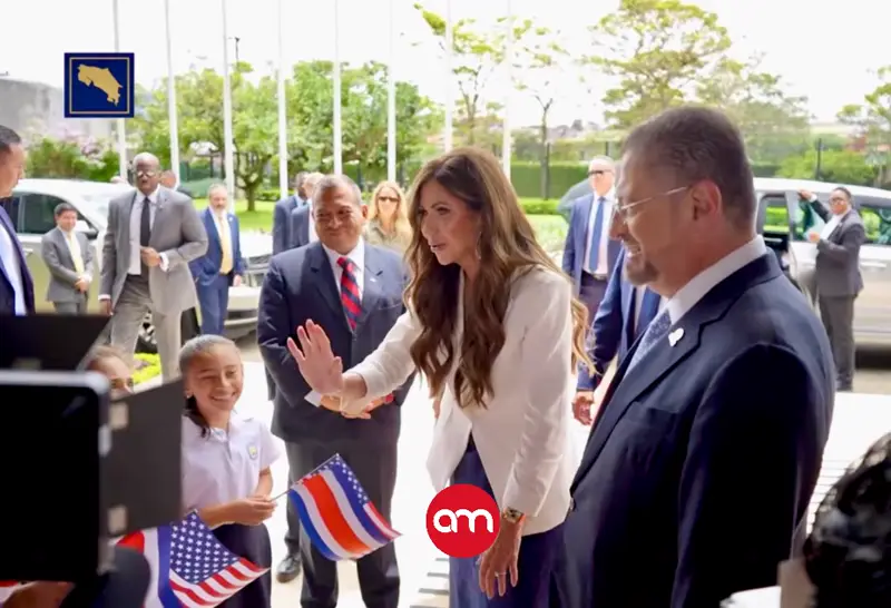Un presidente visionario”: EE. UU. elogia a Chaves y firma acuerdos clave con Costa Rica