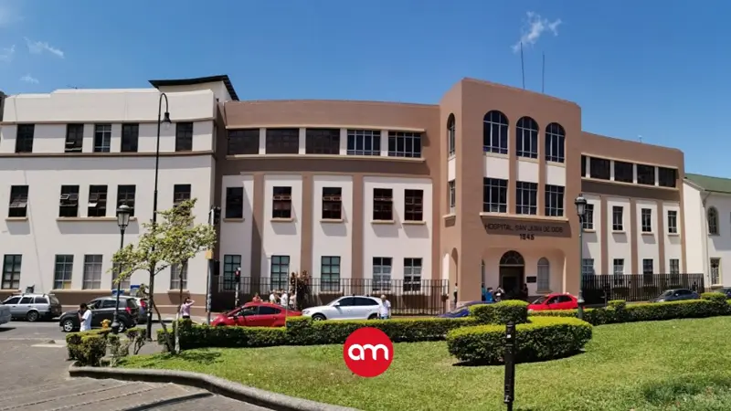 Hospital San Juan de Dios opera con 130 % de saturación en Emergencias y toma medidas urgentes ante fin de semana largo