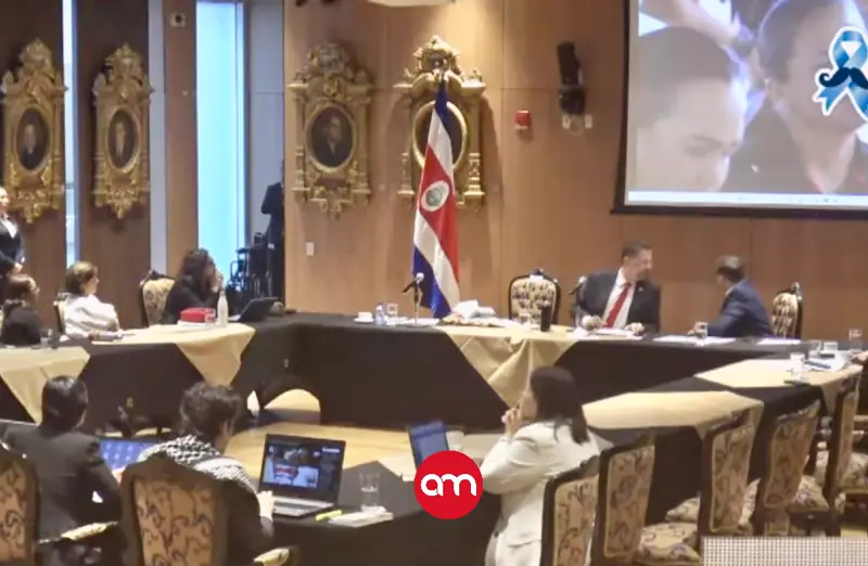 Chaves insiste: “Costa Rica necesita 38 diputados patrióticos” para cambiar el rumbo de la Asamblea Legislativa