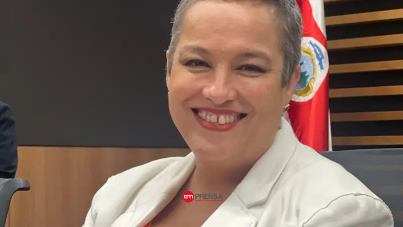 De precandidata del PLN a pieza clave del Gobierno: Laura Fernández sorprende con Carolina Delgado