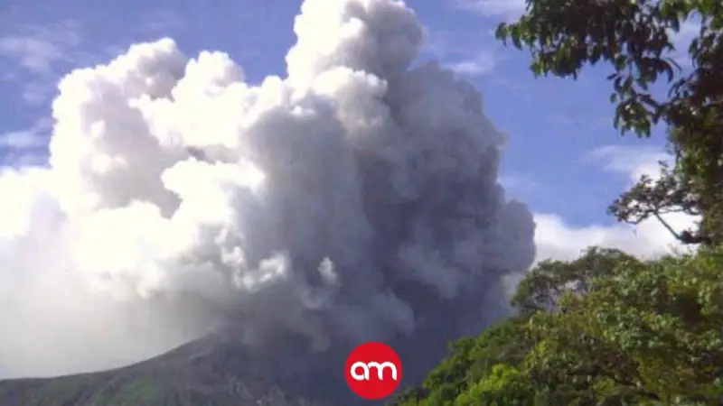 Volcán Rincón de la Vieja vuelve a rugir y mantiene en alerta a las autoridades