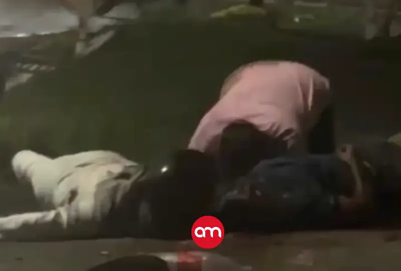 Desgarrador video muestra el dolor de un padre tras el doble asesinato que sacudió Orosi