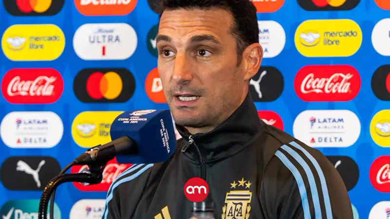 Scaloni baja la tensión antes de enfrentar a Inglaterra: “Es un partido de fútbol, no busquemos otra cosa