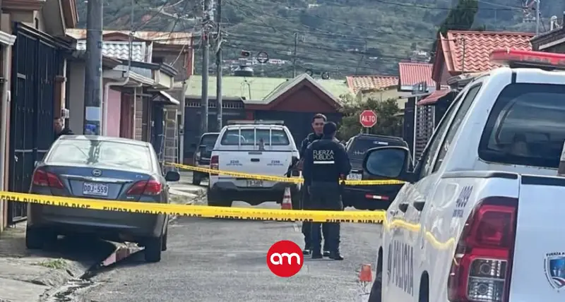 Encuentran granada en el patio de una casa en Cartago