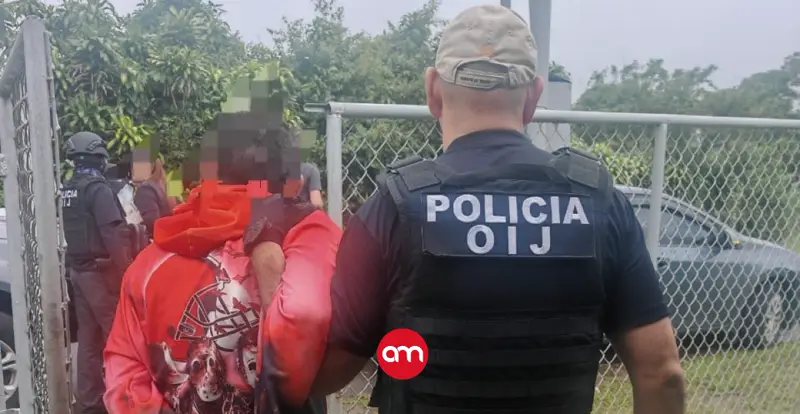 OIJ detiene a dos hombres por narcomenudeo; uno usaba un taxi para distribuir droga