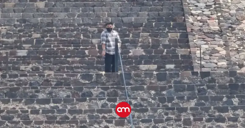 Hombre sube a pirámide en México e inicia tiroteo: Hay una turista fallecida